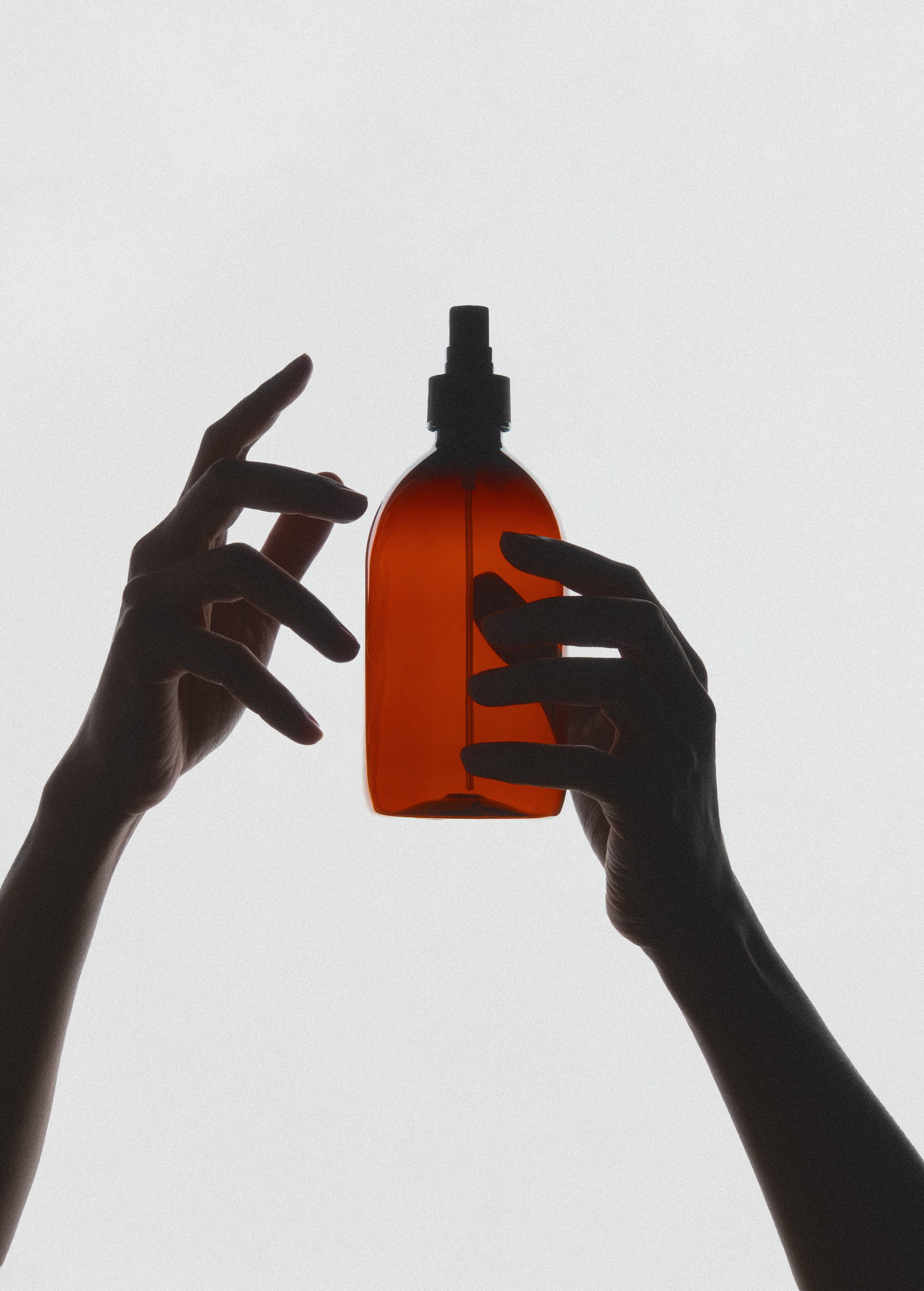 Amber Plastic Atomiser - Image 5