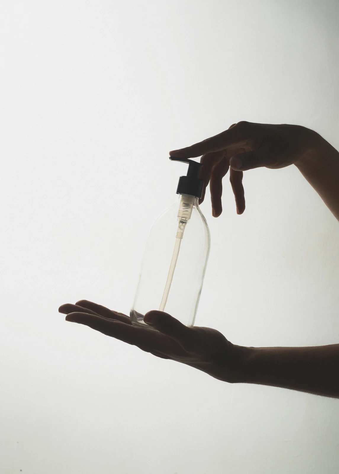 Clear Glass Pump Bottle - Image 5
