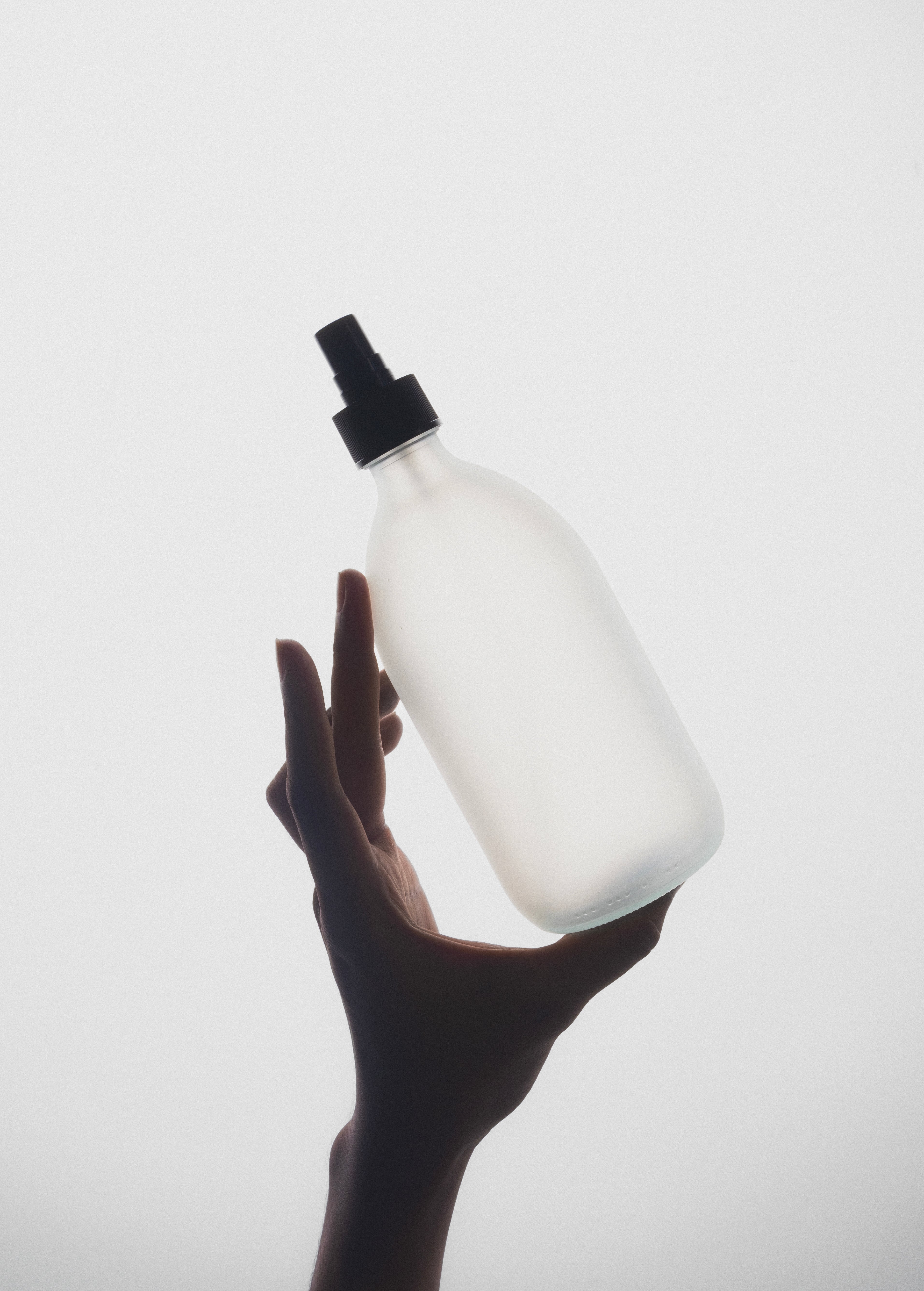 Frosted White Atomiser Bottle - Image 3