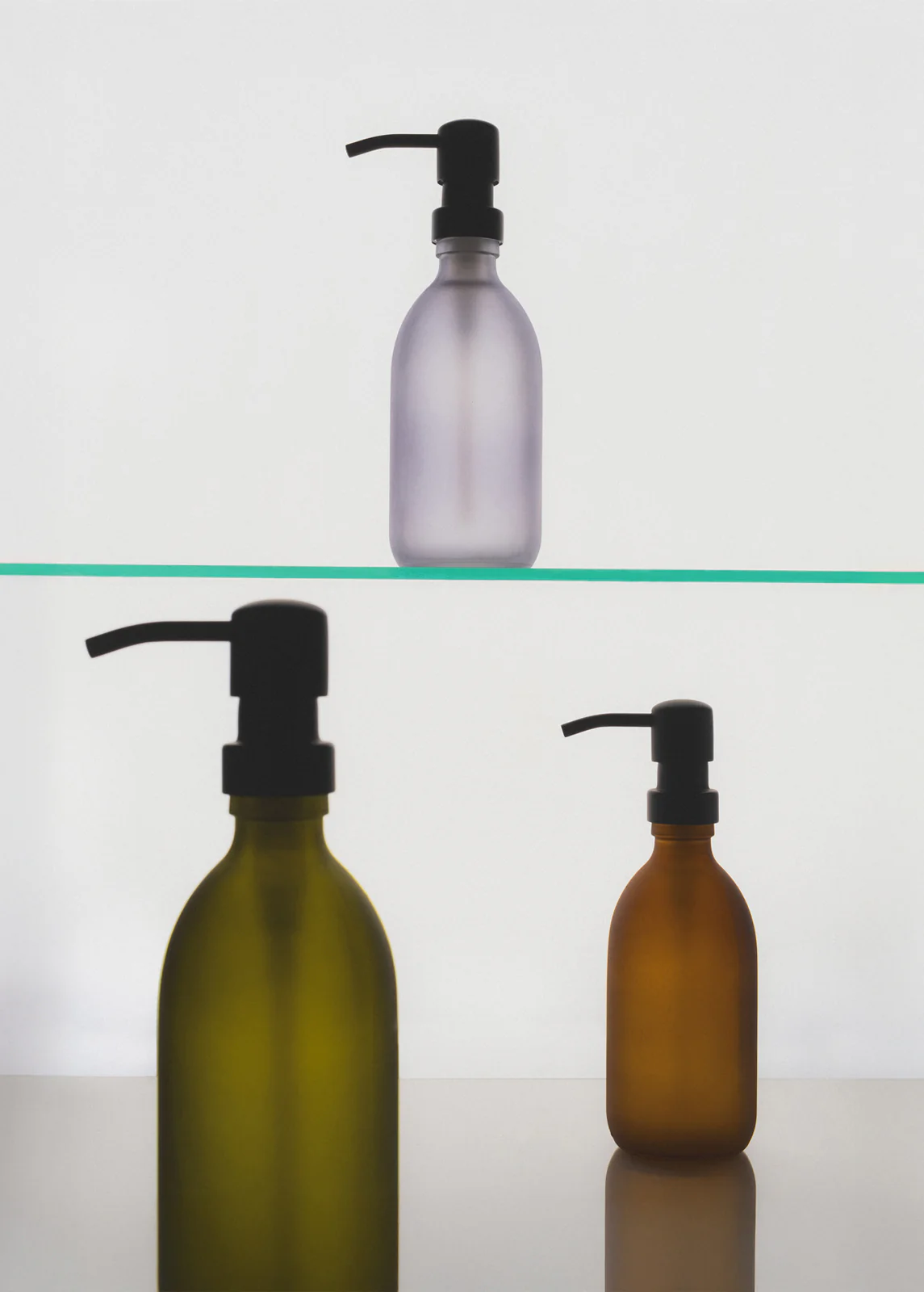Frosted Amber Glass Dispenser - Image 6